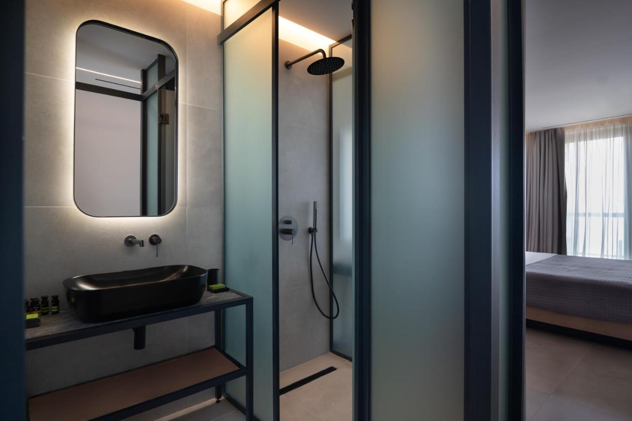 Nema Hotel Athena Bagian luar foto