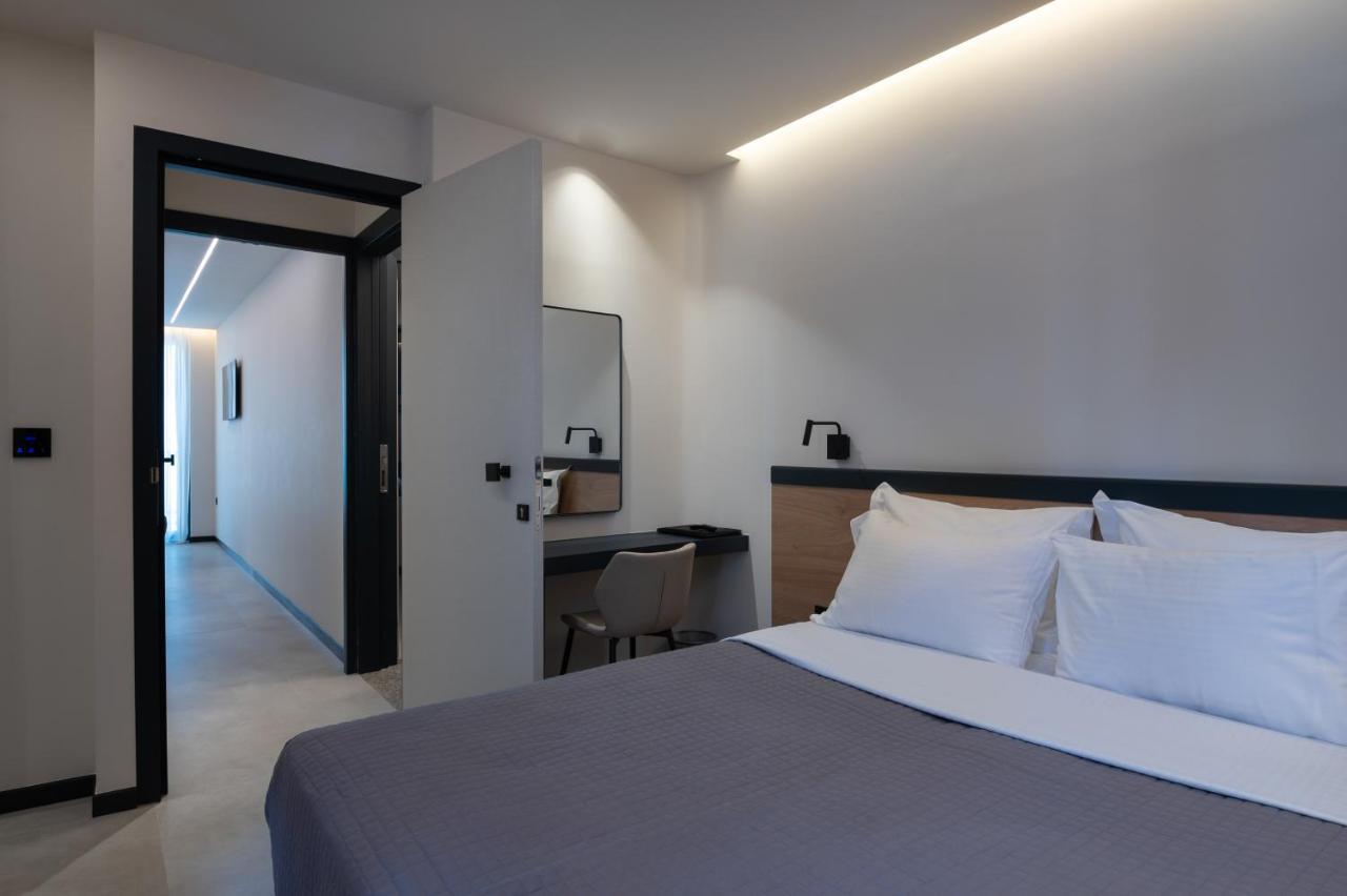 Nema Hotel Athena Bagian luar foto