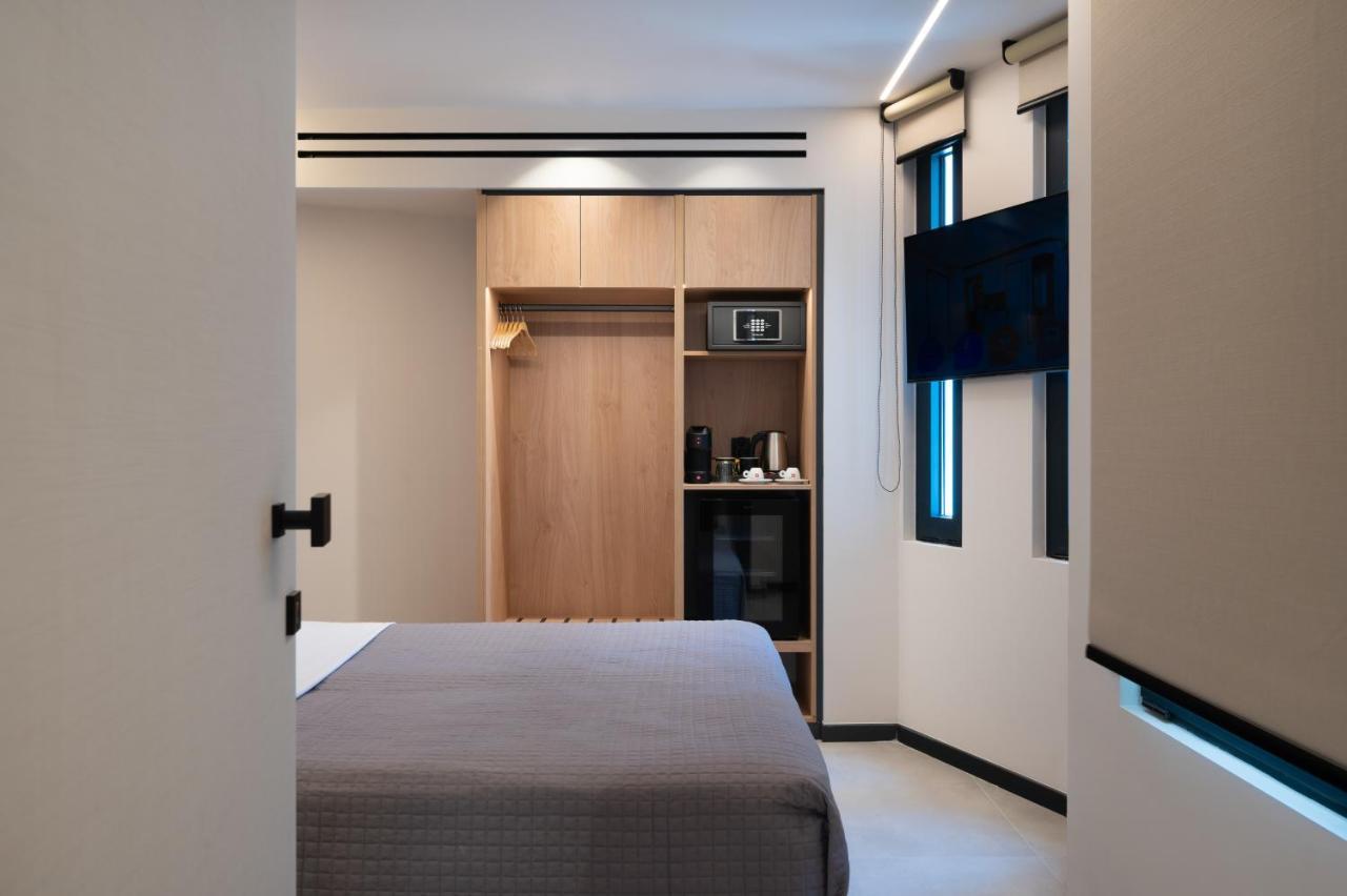 Nema Hotel Athena Bagian luar foto
