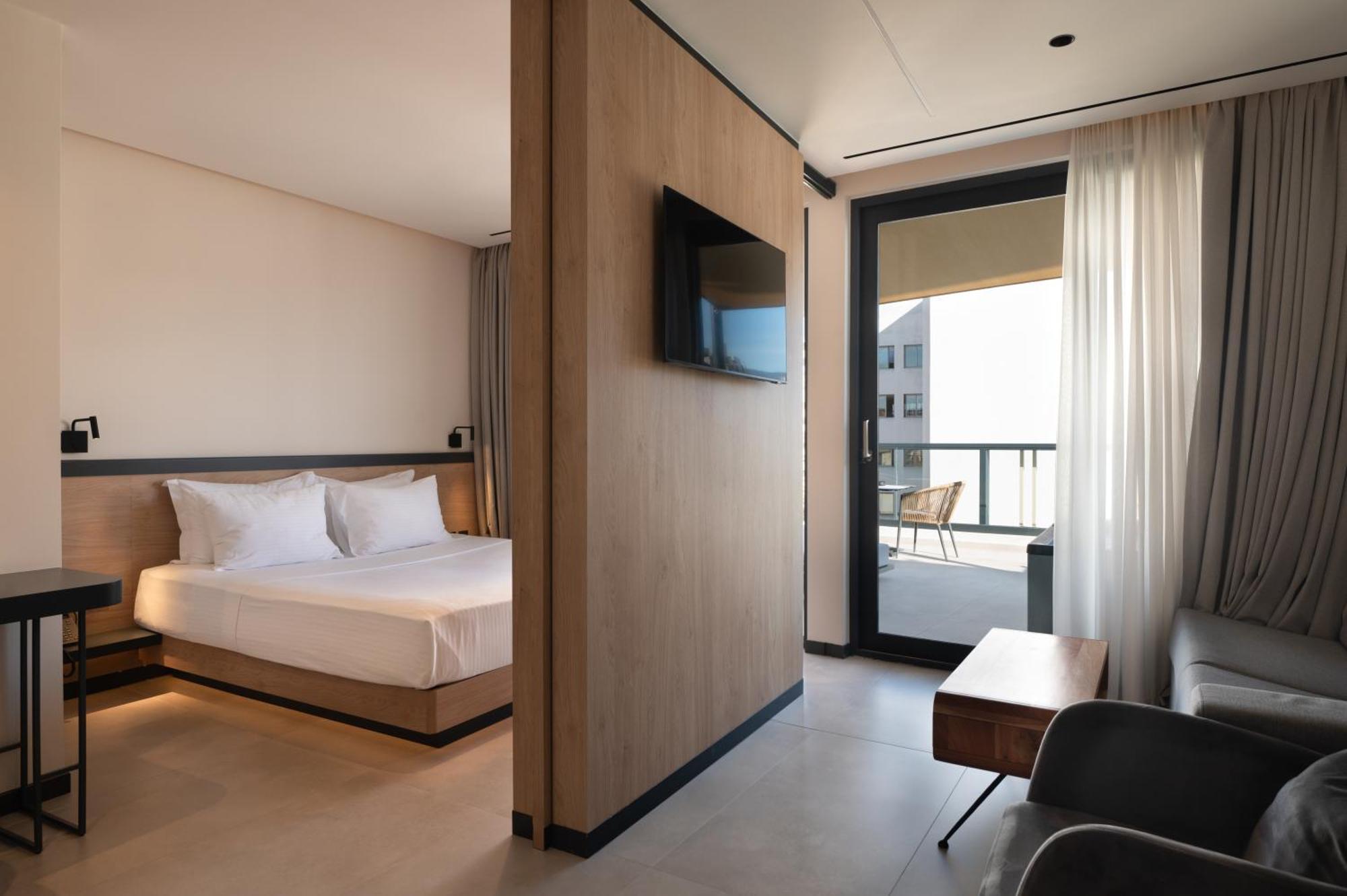 Nema Hotel Athena Bagian luar foto