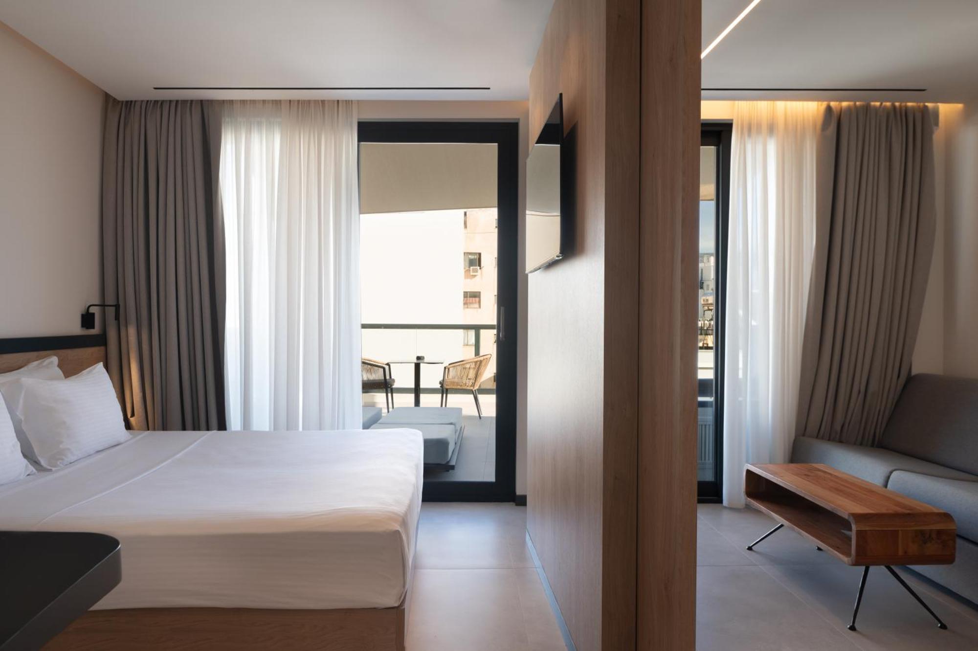 Nema Hotel Athena Bagian luar foto