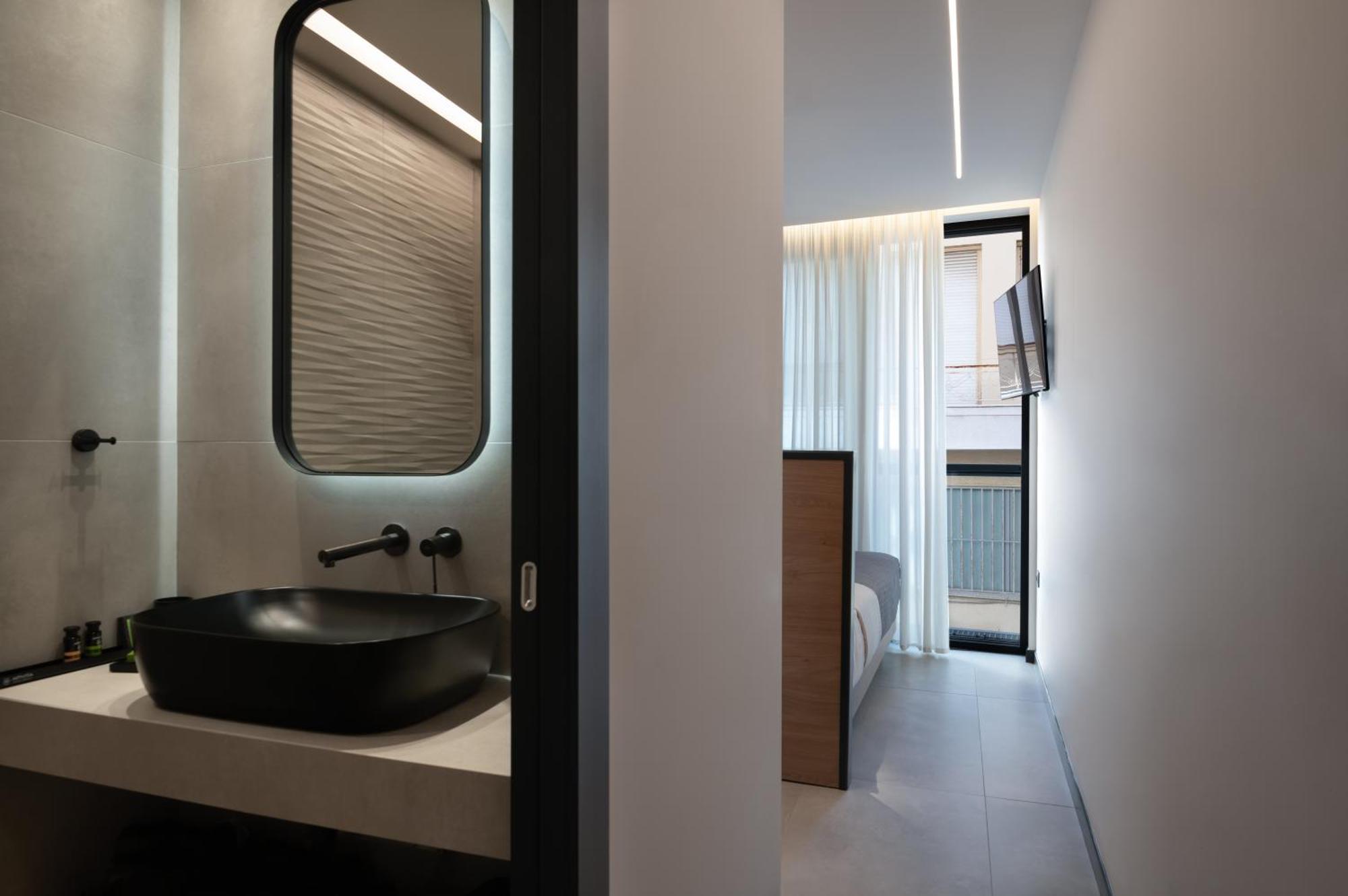 Nema Hotel Athena Bagian luar foto